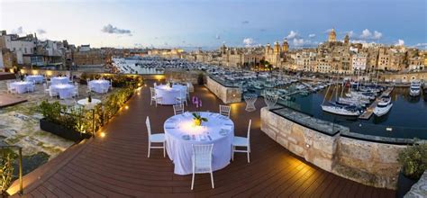 rooftop bars valletta.